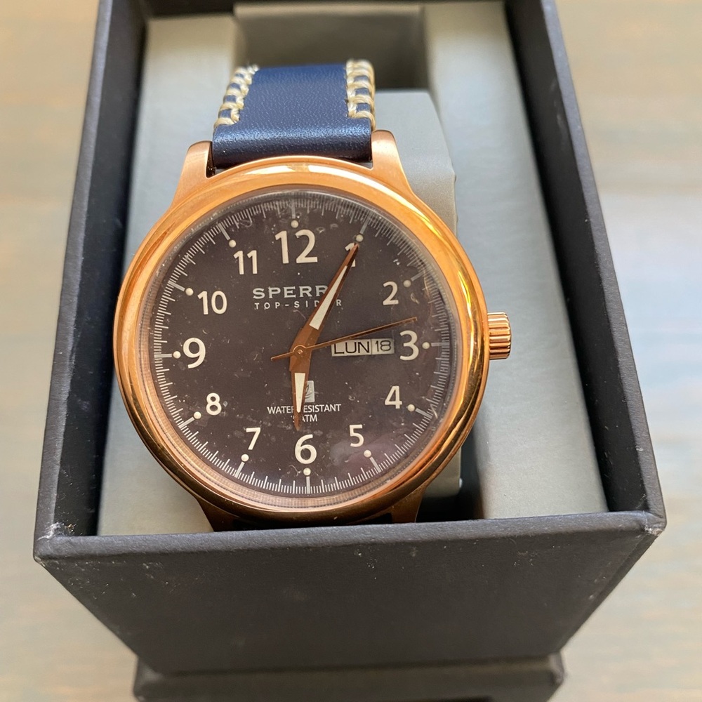 Sperry Watch - Picture 3 of 8